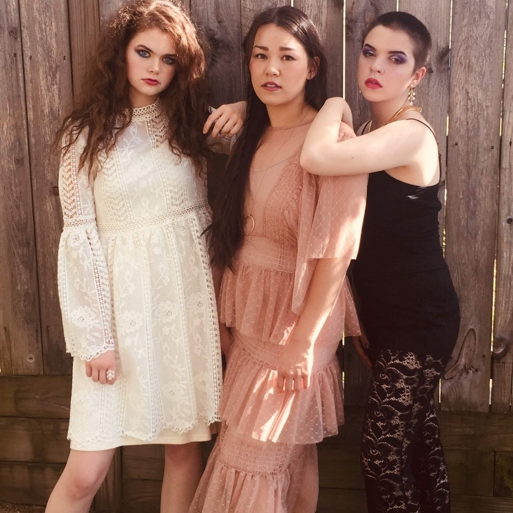 Crow Cloth Rose Mesh Lace Dress